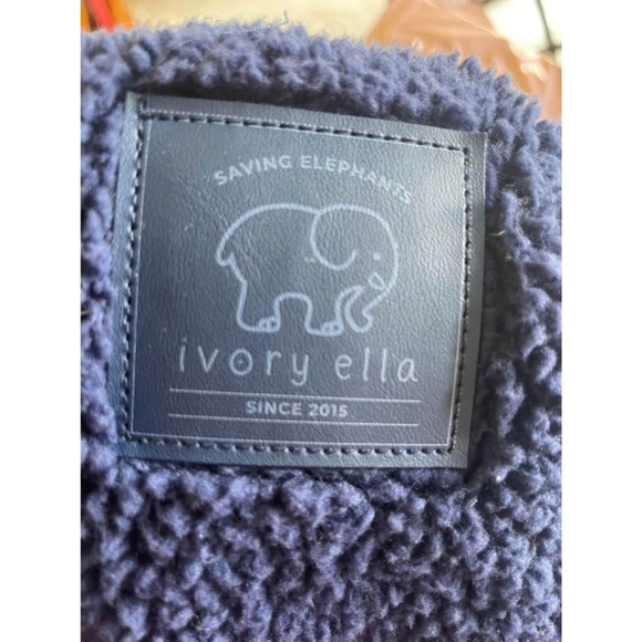 ivory ella full zip sweater size small - Picture 6 of 6